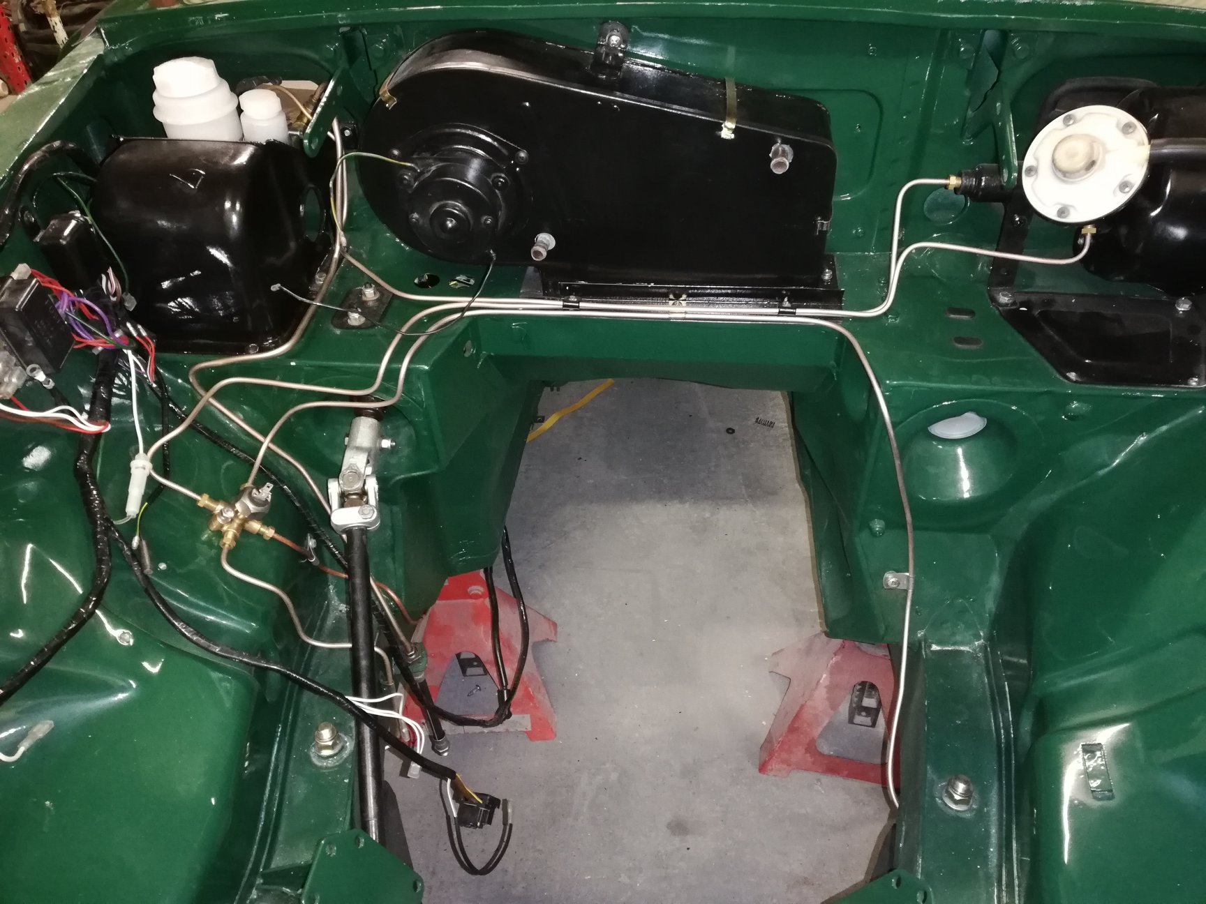 Green MGB Roadster restoration